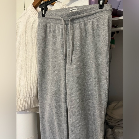 aritzia sunday best waffle knit flared pants XS - Picture 2 of 3